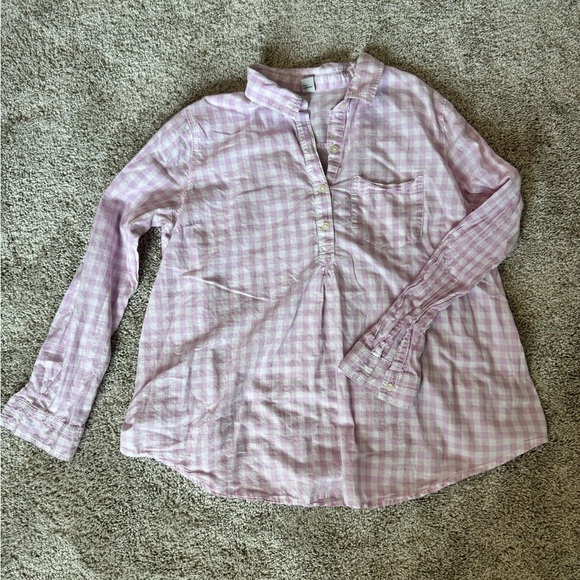 Old Navy Pink Gingham Button Down Shirt - Picture 2 of 11